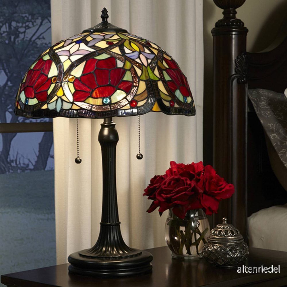 QUOIZEL Bordslampa Larissa i Tiffany stil 5024005213017