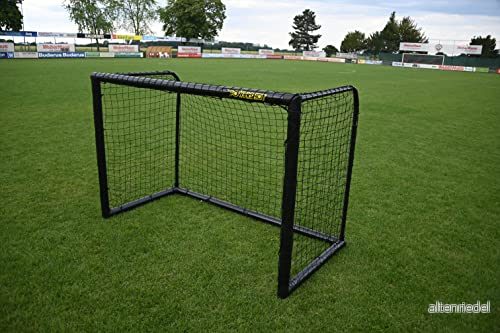 But de Foot POWERSHOT Stadium Black Edition storlek att välja mellan ny design med full svart sortiment!... (3,7 m x 2 m) 4260769130356